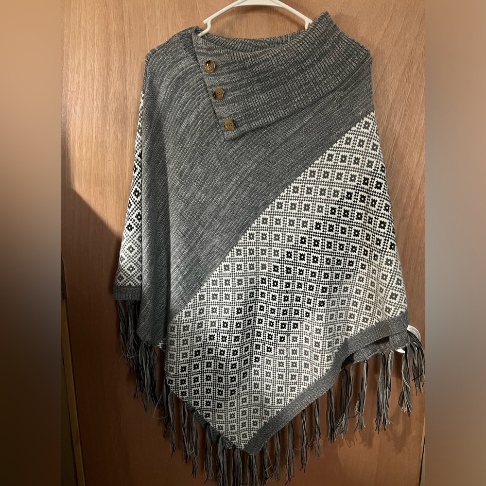 Sweater poncho